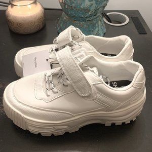 Bershka White XL Platform Sneakers NWT